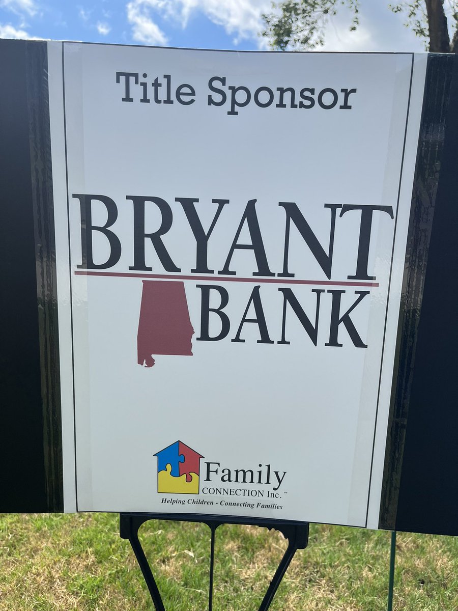 FamilyConnectAL's tweet photo. The annual Family Connection Golf Tournament is today! “Thank You” to our sponsors! We provide #shelter, #counseling, and #safety for young
people in crisis. https://t.co/3eusvWcSdR