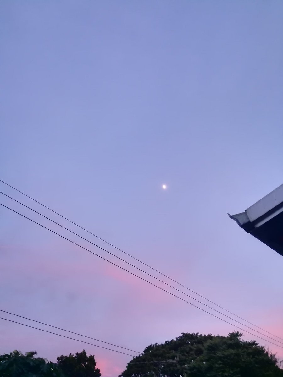 ♡𝑩𝒃𝒖𝒏𝒉𝒖𝒆𝒏𝒊𝒏𝒈˚₊⋆𖤐 tweet media