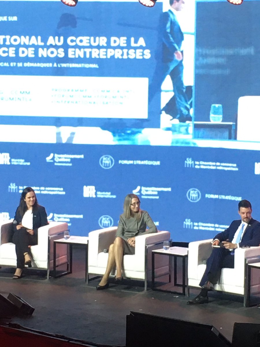 otremblaymrif's tweet photo. Intéressant panel de trois chefs de poste du Québec à l’étranger lors du Forum stratégique de la @chambremontreal . @sallard1 de @QuebecMX présente le potentiel du Mexique pour les exportateurs québécois, notamment dans le secteur automobile. #QcMx https://t.co/O7bzGk4iCS