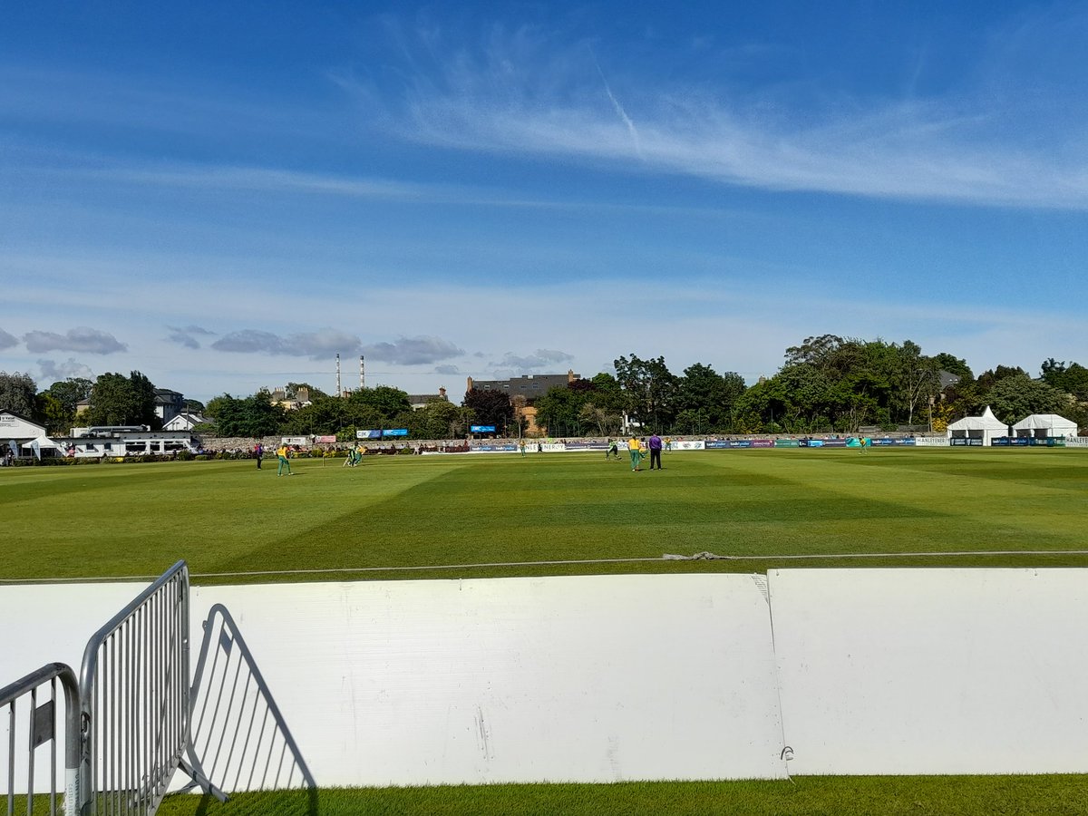 gregfoley2002's tweet photo. Wouldn't fancy facing the South African opening bowler. Very quick. #irlSA https://t.co/9osNNHPM5h
