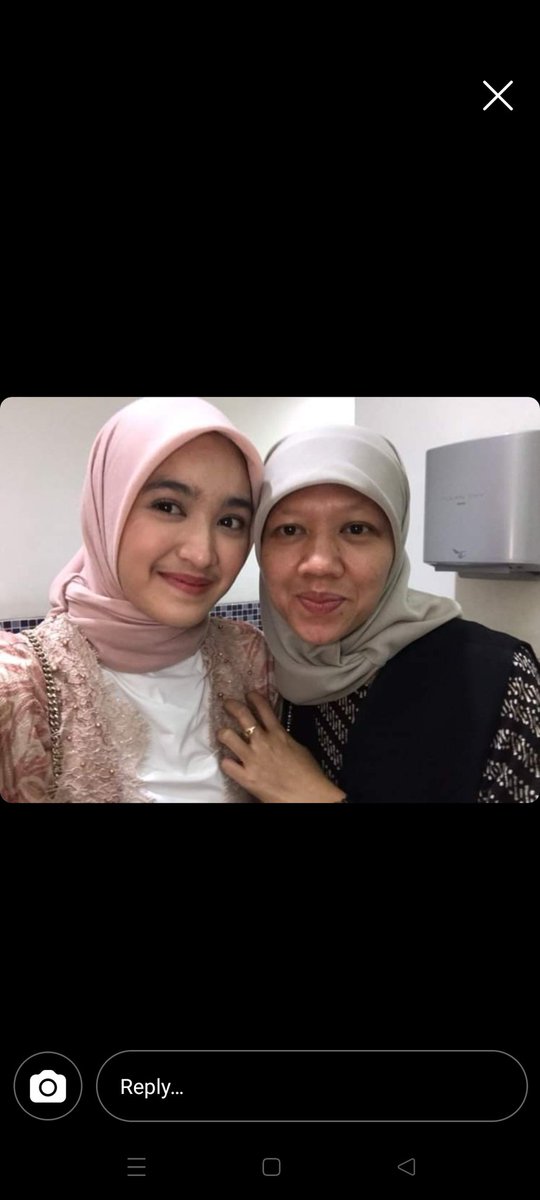 rintwit's tweet photo. @CutSyifaa temen ktmu sama dek cut mau pamer kata nya 😎 https://t.co/C7D9lMW493