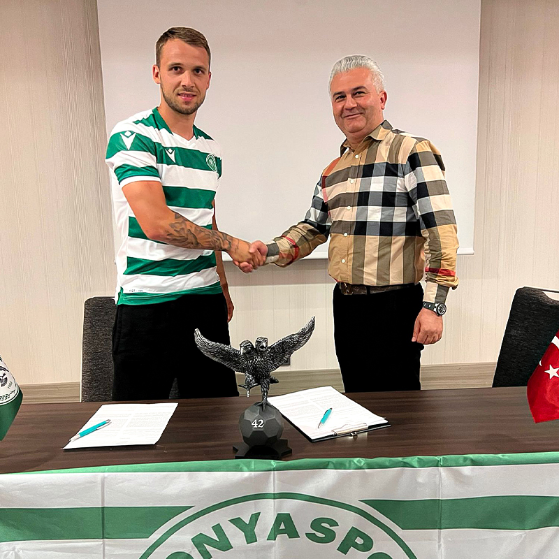 ✍️ Konyaspor'umuza hoş geldin Robert Muric! 
konyaspor.org.tr/Haber/konyaspo…