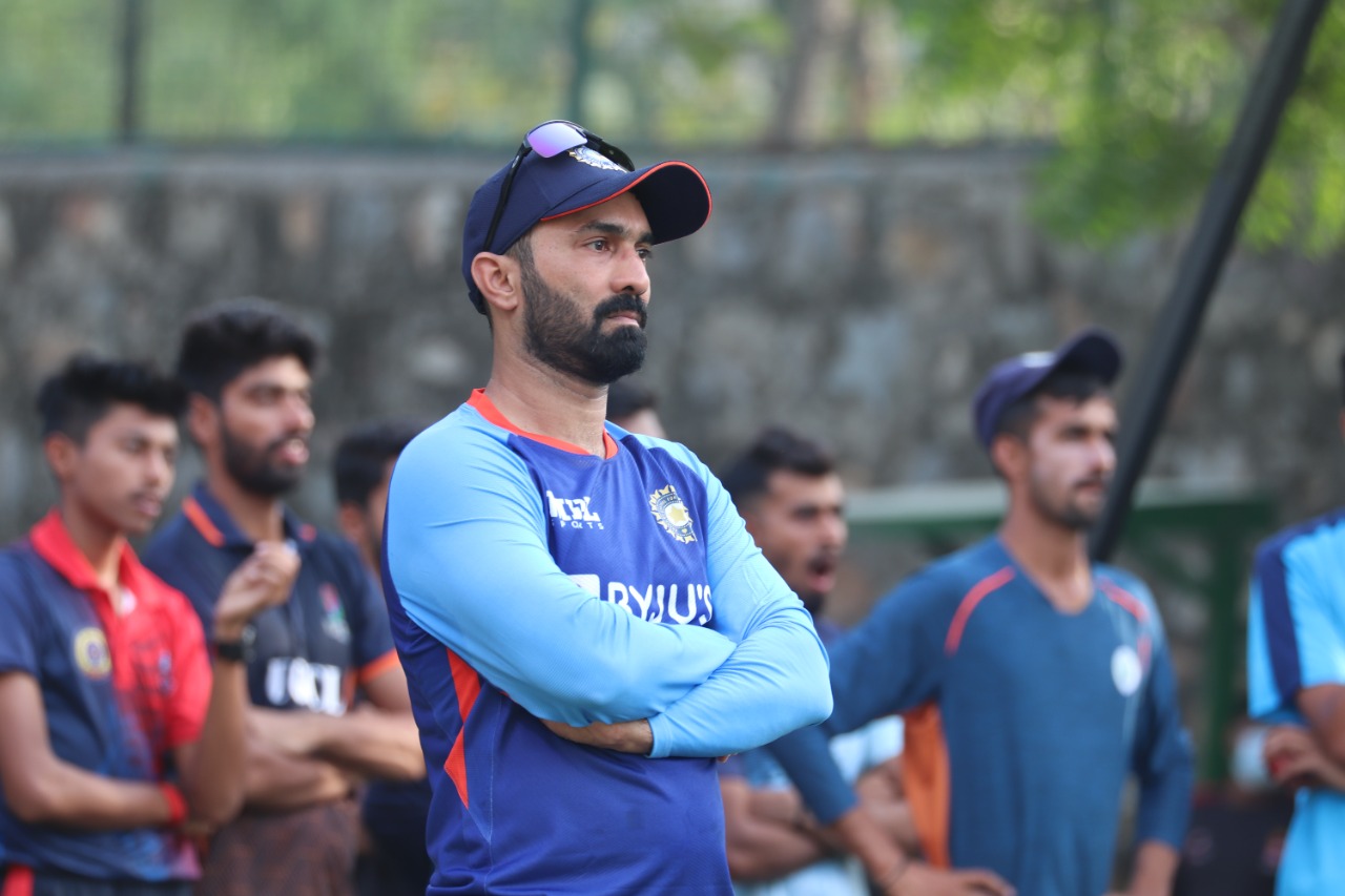 IND vs SA Live: Dinesh Karthik IMPRESSES Rahul Dravid at NETS-SESSION but Hardik Pandya is all set to get Finisher’s role for 1st T20