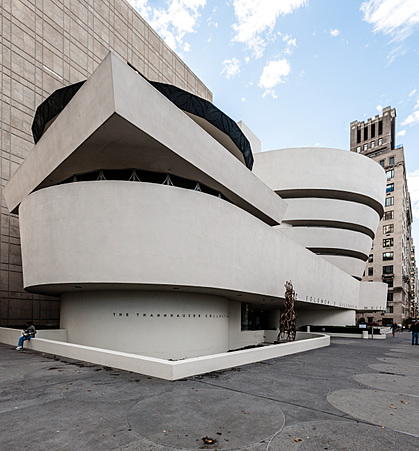 arcaidimages's tweet photo. The Guggenheim Museum in Manhattan, designed by Frank Lloyd Wright, born on this day 1867. Find this and other images of Wright's work at https://t.co/FefcPkQhSJ. Image ©Mike Kirk / Arcaid Images https://t.co/i9YKja6G79