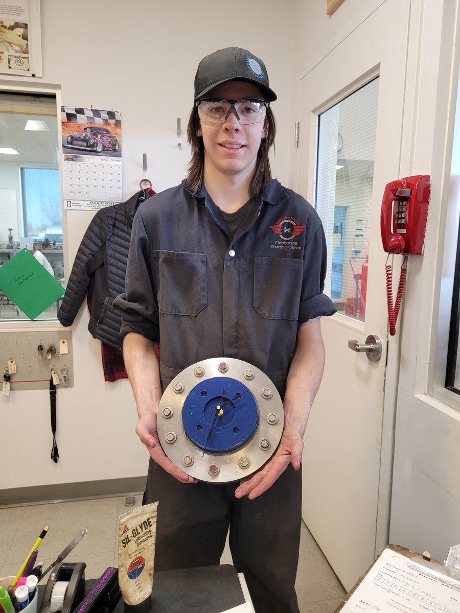 rvsmechtrain's tweet photo. Project work - clocks, lamps, ornaments.... https://t.co/z8wu3plldW