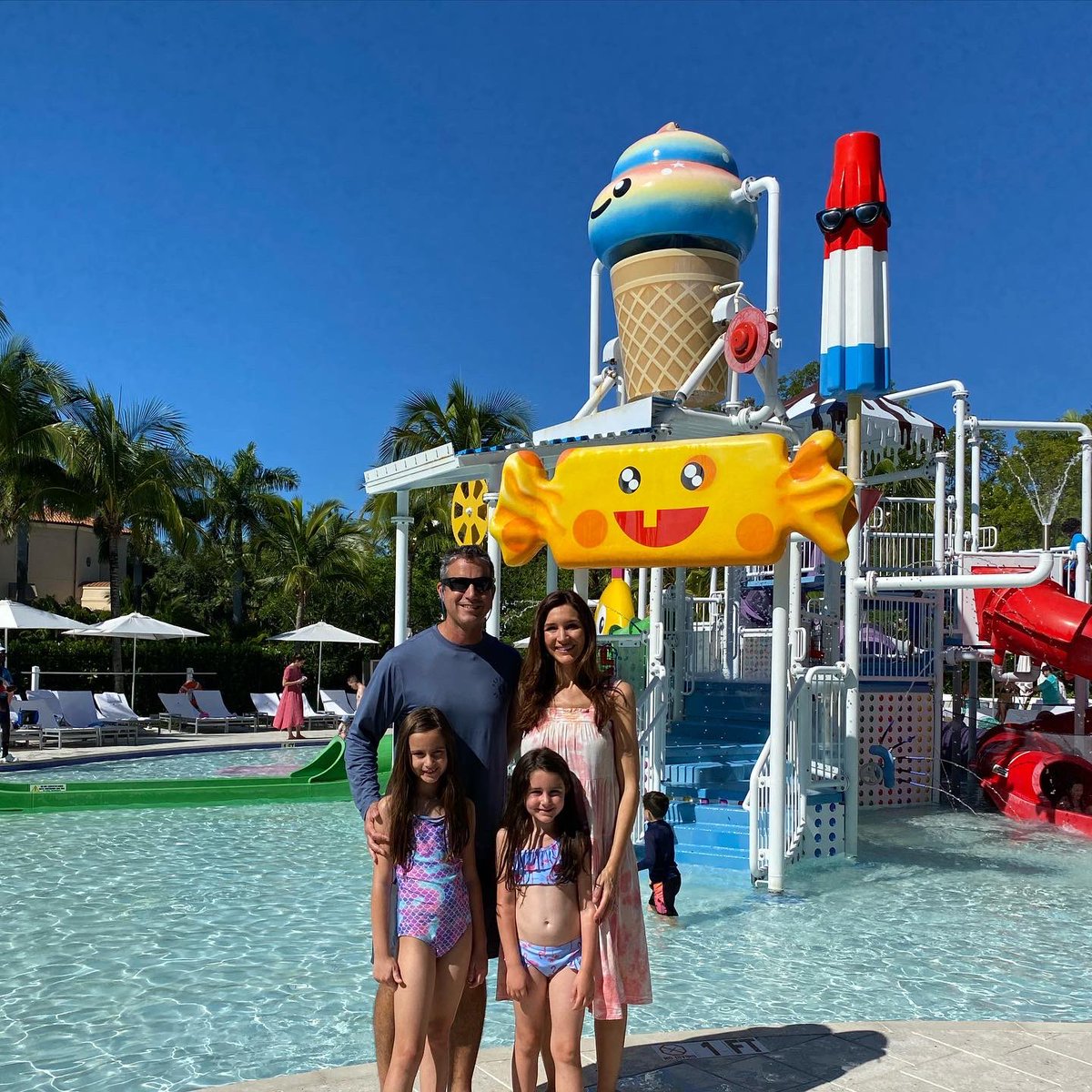 LissetteCBS4's tweet photo. We had the best time yesterday at @JWTurnberry #TidalCoveMiami celebrating my birthday 🎂 🎉and meeting up with friends to enjoy the lazy river, water park and pools 💦 ! My girls had a blast splashing around! We’ll be back soon! #splashmakers https://t.co/xaWkW2It0w