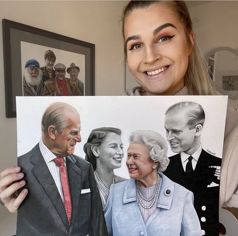 creative_a_r_t's tweet image. Drawing I did of the Queen and Prince Phillip. Please share 🙌🏻