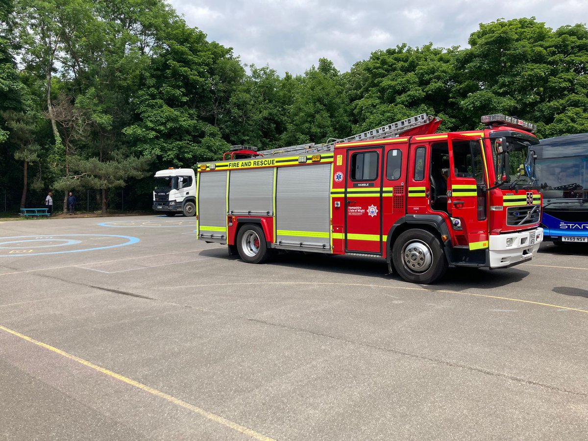 Hamble Primary (@hambleprimary) on Twitter photo Thank you to @firstbus, <a href="/HantsIOW_fire/">Hampshire & Isle of Wight Fire & Rescue Service</a> and <a href="/hampshirepolice/">Hampshire Police</a> for coming to the school and allowing the children to explore the vehicles for their transport theme. The children had a fantastic afternoon! Thank you to @firstbus, <a href="/HantsIOW_fire/">Hampshire & Isle of Wight Fire & Rescue Service</a> and <a href="/hampshirepolice/">Hampshire Police</a> for coming to the school and allowing the children to explore the vehicles for their transport theme. The children had a fantastic afternoon!