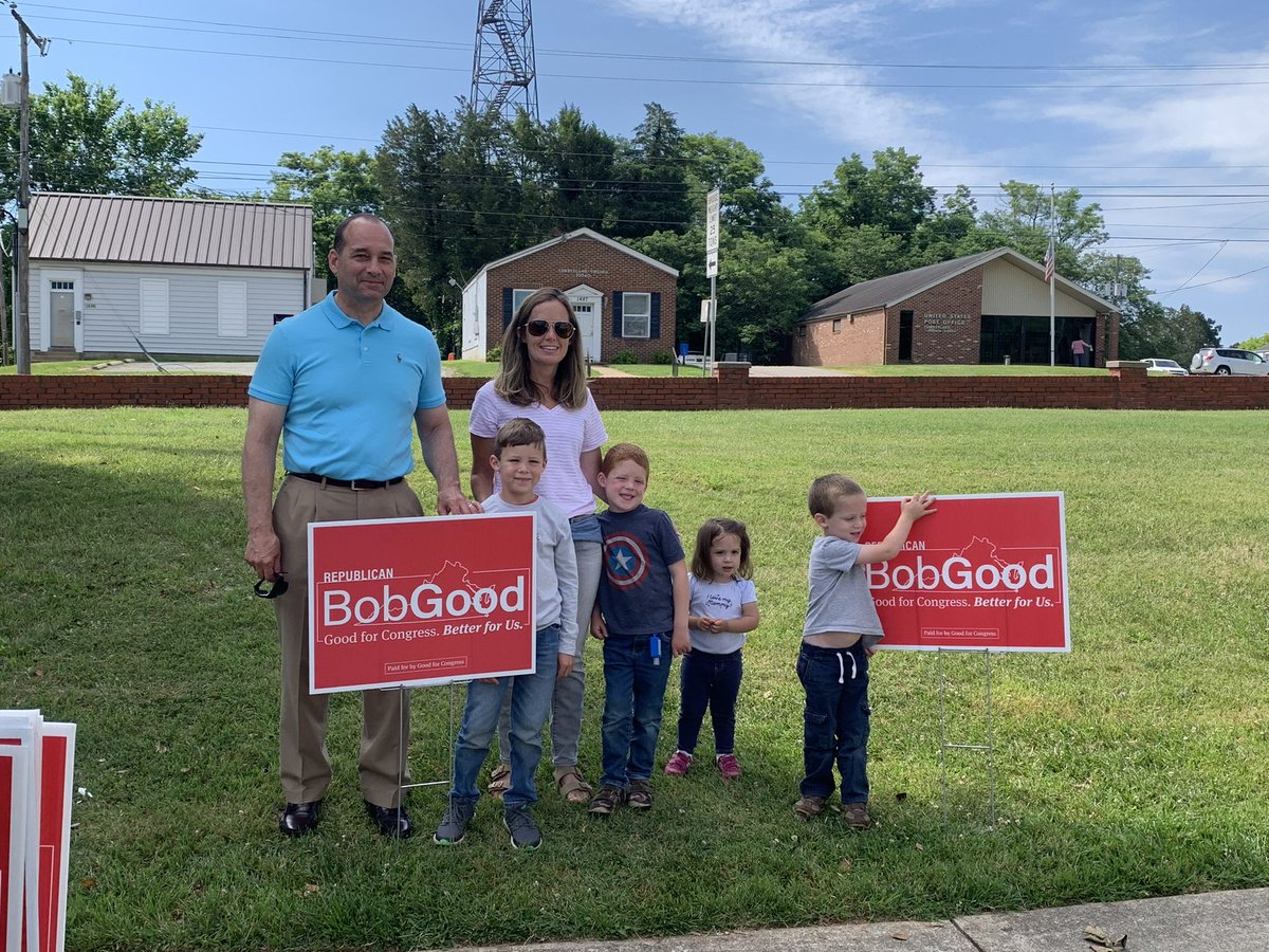 BobGood4America's tweet photo. Great stop on the Fight for the Fifth Tour! Shout-out Cumberland County Treasurer Lee Pfeifer, Cumberland County Commissioner of the Revenue Julie Phillips and Cumberland County Clerk of Court Deidre Martin. Up next: Powhatan County! #GoodforCongressBetterforUs #FightfortheFifth https://t.co/DOGVTgjIra
