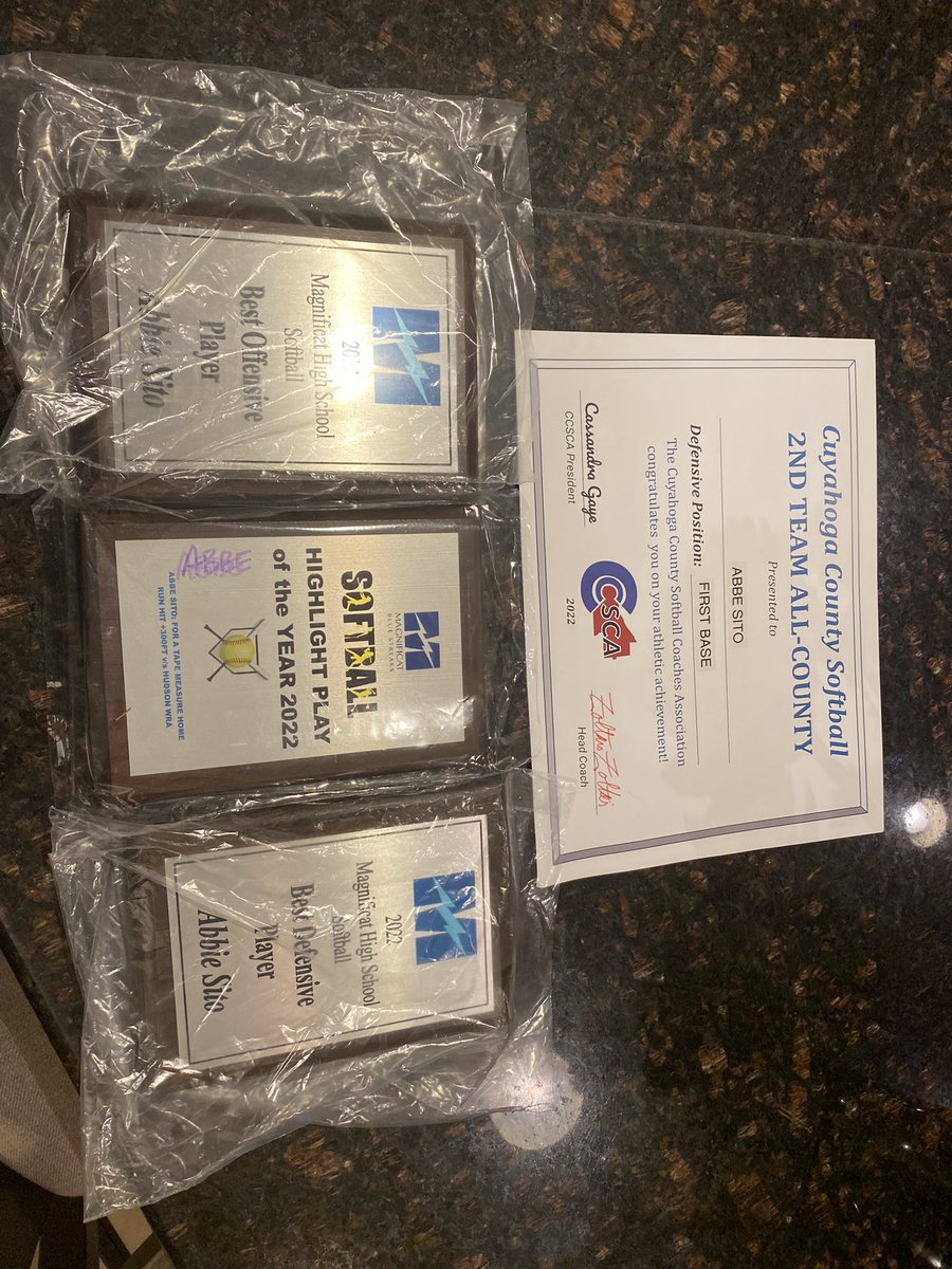 abbesito12's tweet photo. I wrapped up softball season a few days ago with my banquet! I’m very thankful that I received best offensive &amp; defensive player of the year and the highlight play of the year!!! @CoachKnerem @BUKnightsSB @MaloneUSoftball @WalshUSoftball https://t.co/UdxQrp89dF