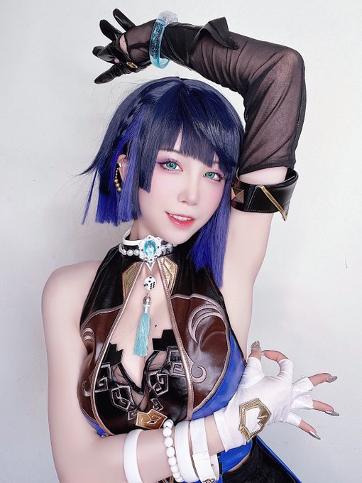 2 pic. Armpit fetish?
yelan #Genshinlmpact https://t.co/Je6ByDvyof