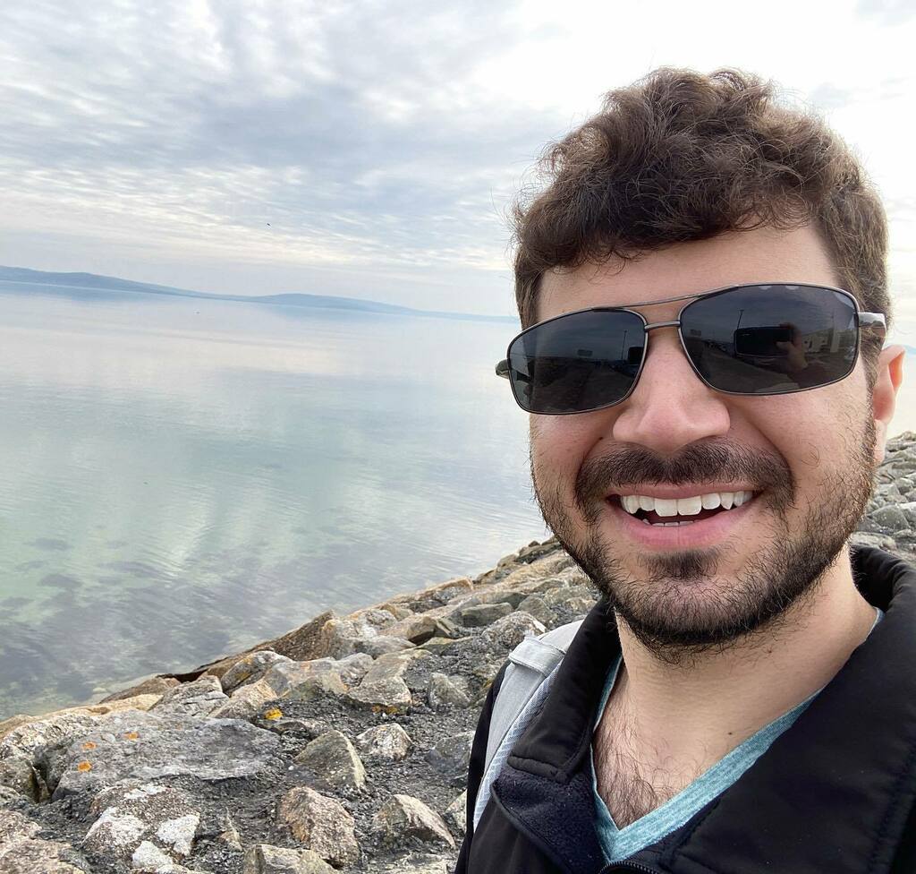 TheDaveKay's tweet photo. What if I told you, that Galway marks the LAST city in my Ireland 🇮🇪 adventure? It’s been amazing, but the visit couldn’t last forever. Keep your eyes open to see where I go next - it gets even MORE exciting, with the best part yet to come!! … https://t.co/NHzc4Onixy https://t.co/jt91liwBSn