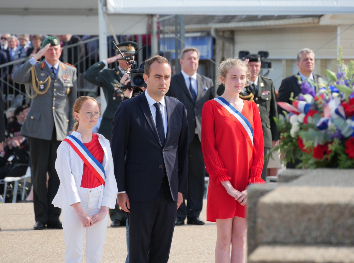 Prefet14's tweet image. Le 6 juin 1944, c’est avec une ardeur renouvelée et une volonté farouche de réussite, que les soldats des nations alliées, unis sous une même bannière, se lancèrent à l’assaut des plages de #Normandie.
#DDay78
🇫🇷🇬🇧🇨🇦🇩🇰🇺🇸🇧🇪🇳🇱🇵🇱🇳🇴🇩🇪