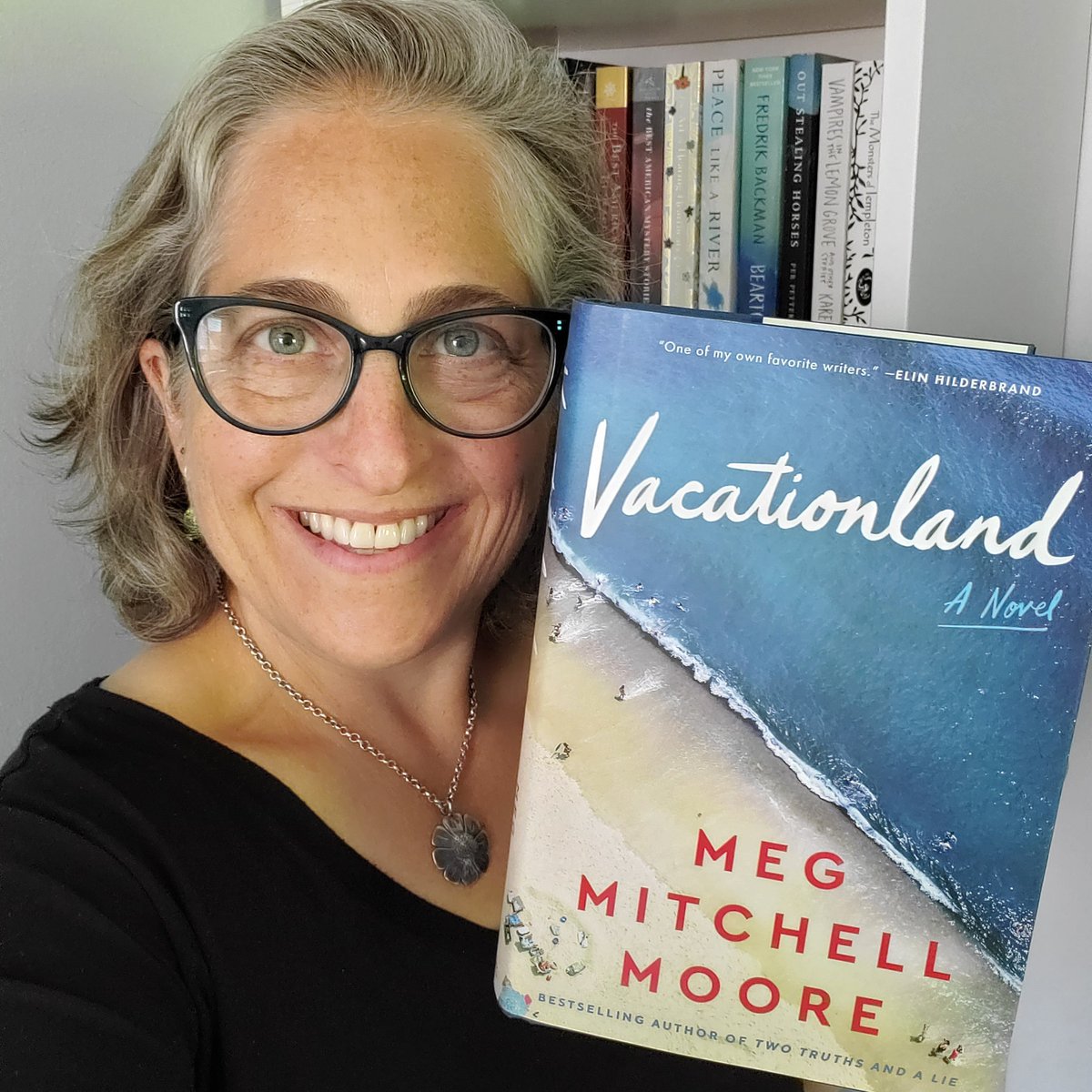 BookCougars's tweet photo. Emily is off to Colorado for her son’s wedding. What better book to bring along than VACATIONLAND by Meg Mitchell Moore, particularly because she will be missing the water! Thanks to @WmMorrowBooks for this early copy. Pubbing on 6/14.
#BookCougarsBookMail on #BookMailMonday https://t.co/An7aH2PcRt