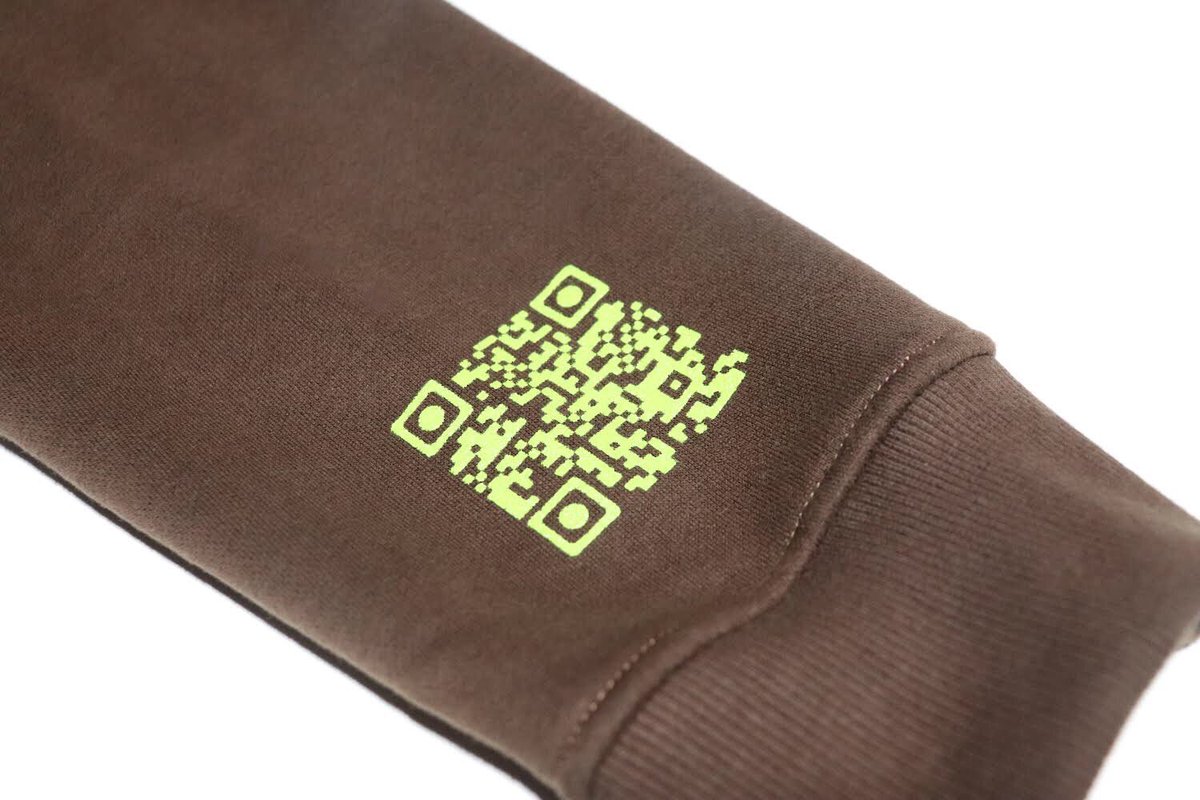 LittleBigSisUS's tweet photo. Mas Flow hoodie with QR code with all perreo hits now available!

https://t.co/e9DzApF4Bv https://t.co/DvjzGlB3yW
