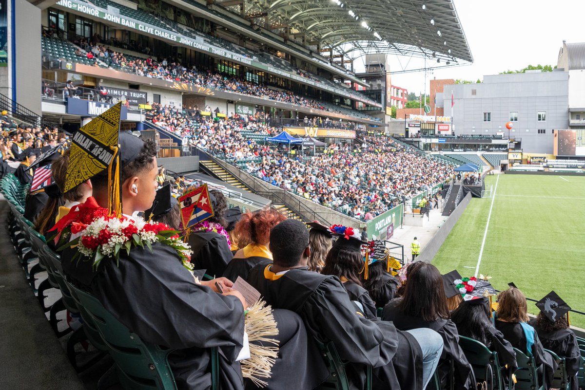 PPSConnect's tweet image. Congratulations, @Riderconnection #classof2022!

You can visit this album to see more great memories: tinyurl.com/RooseveltGradu…