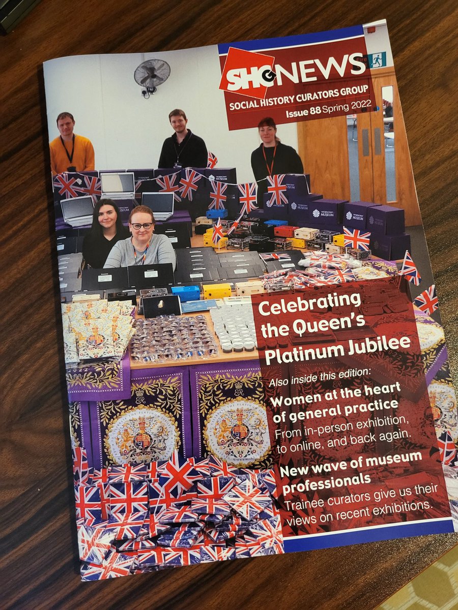 charmorgan_'s tweet photo. Super proud to see @CornwallInterns @_clairenglish exhibition reviews in the latest @SHCG1 magazine! 🤩🤩 Uplifting post to receive last week in the depths of Covid 🤒 https://t.co/qsgLgdr9NI