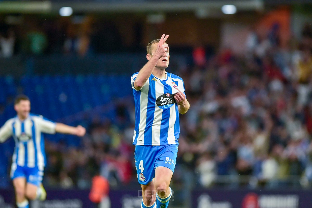 RCDeportivo's tweet image. EN 1ª, 2ª OU 3ª: O NOSO C4PIT4N, SEMPRE 🔥 #ONFIRECODÉPOR 💙