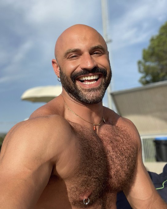 Smile with me baby 😄 https://t.co/qx5A7leGv5