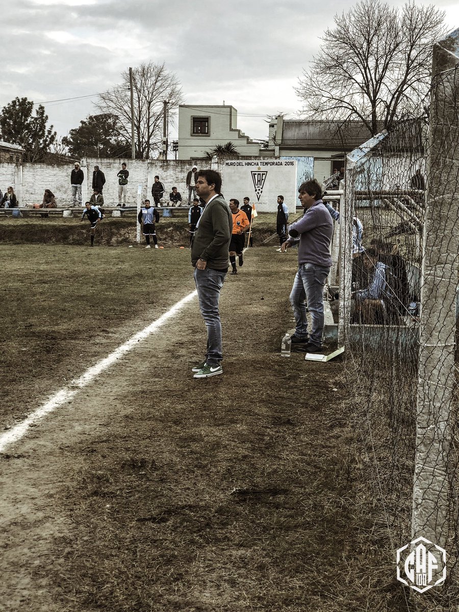 Gran debut albiceleste en nuestra casa, lindo ambiente copero se vivió en el Artigas Lacassy fue victoria 3-1 🆚 Nacional de Nueva Helvecia
⚽️ MARCOS LABANDEIRA
⚽️ NATALIEL ANTUNEZ
⚽️ MATIAS MACCIÓ

Próximo destino del CAF 🚌💨📍Cardona
