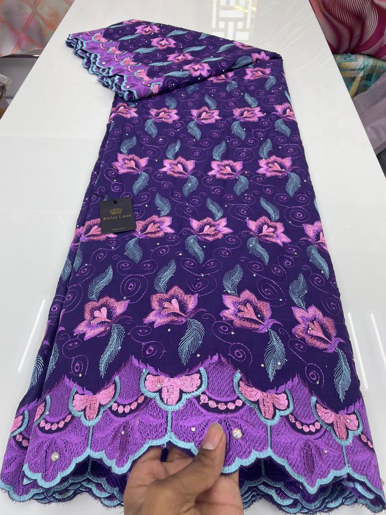 zeySoxna1's tweet photo. 5 yards brodé disponible wathsapp 76-528-11-11 https://t.co/eNPHfFxM25