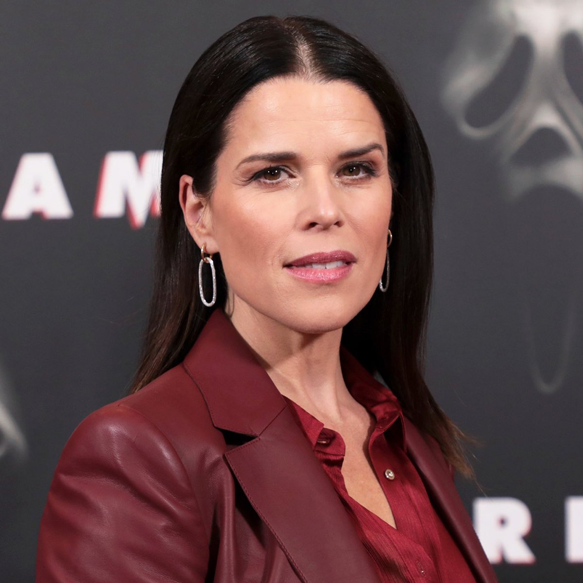 TheScreamSeries's tweet photo. Neve Campbell will NOT be returning to ‘SCREAM 6’ 🔪

“It’s been a very difficult decision to move on. To all my Scream fans, I love you. You’ve always been so incredibly supportive to me. I’m forever grateful to you &amp; to what this franchise has given me over the past 25 years.” https://t.co/KclgA1ERk3