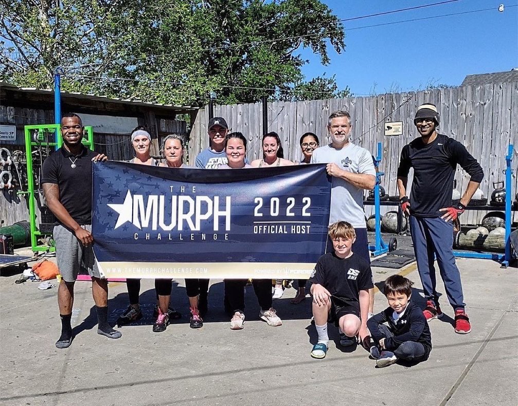 MurphChallenge's tweet photo. Repost from @westbankathleticclub
•
Recap of The Murph Challenge this past weekend 🇺🇸
#ChallengeAccepted #TakeTheChallenge #TheMurphChallenge #MurphChallenge #HostTheChallenge #OfficialHost #MoreThanJustAWorkout #Forged #ForgedClothing #IAmForged @forgedclothing https://t.co/uUXLRXDlLc