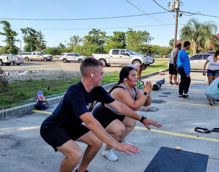MurphChallenge's tweet photo. Repost from @westbankathleticclub
•
Recap of The Murph Challenge this past weekend 🇺🇸
#ChallengeAccepted #TakeTheChallenge #TheMurphChallenge #MurphChallenge #HostTheChallenge #OfficialHost #MoreThanJustAWorkout #Forged #ForgedClothing #IAmForged @forgedclothing https://t.co/uUXLRXDlLc