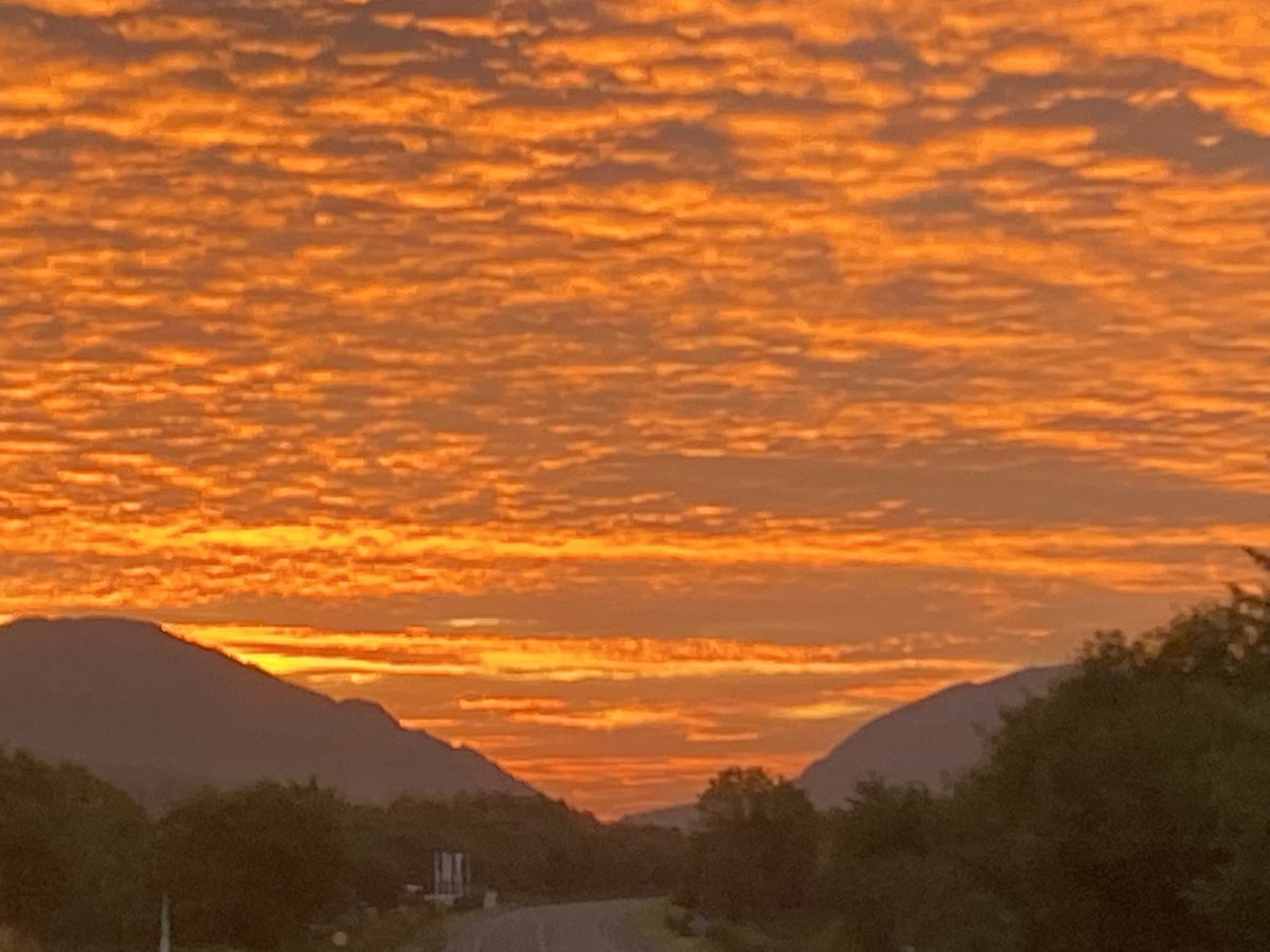 Barnes Gap this morning at 4am #loveDonegal #coolestplace out delivering to all our loyal customers thank you all for having me up to see this