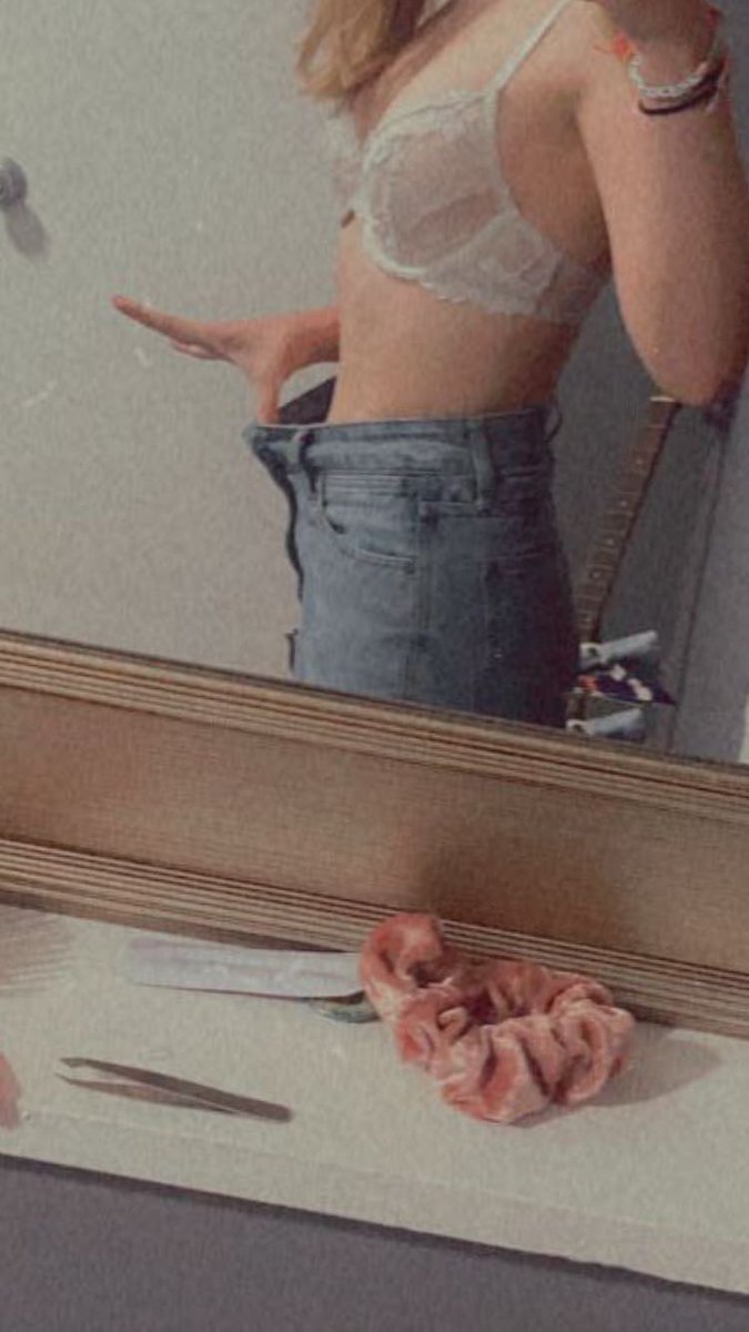 cibophobiaa's tweet photo. These used to be skin tight #edtwt https://t.co/GdRnsGACSb