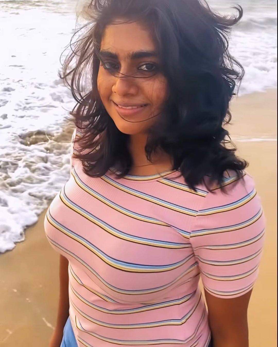 Actress Veriyan On Twitter Gorgeous Nimishasajayan Oxrmoawyer Twitter