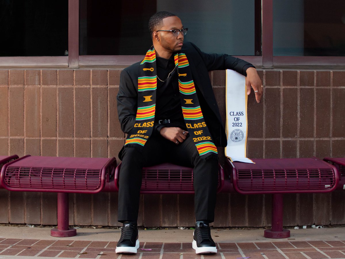 dreinthecuts's tweet photo. Officially Completed The B.S 🎓🙏🏽 https://t.co/s3DLsjn0Lo