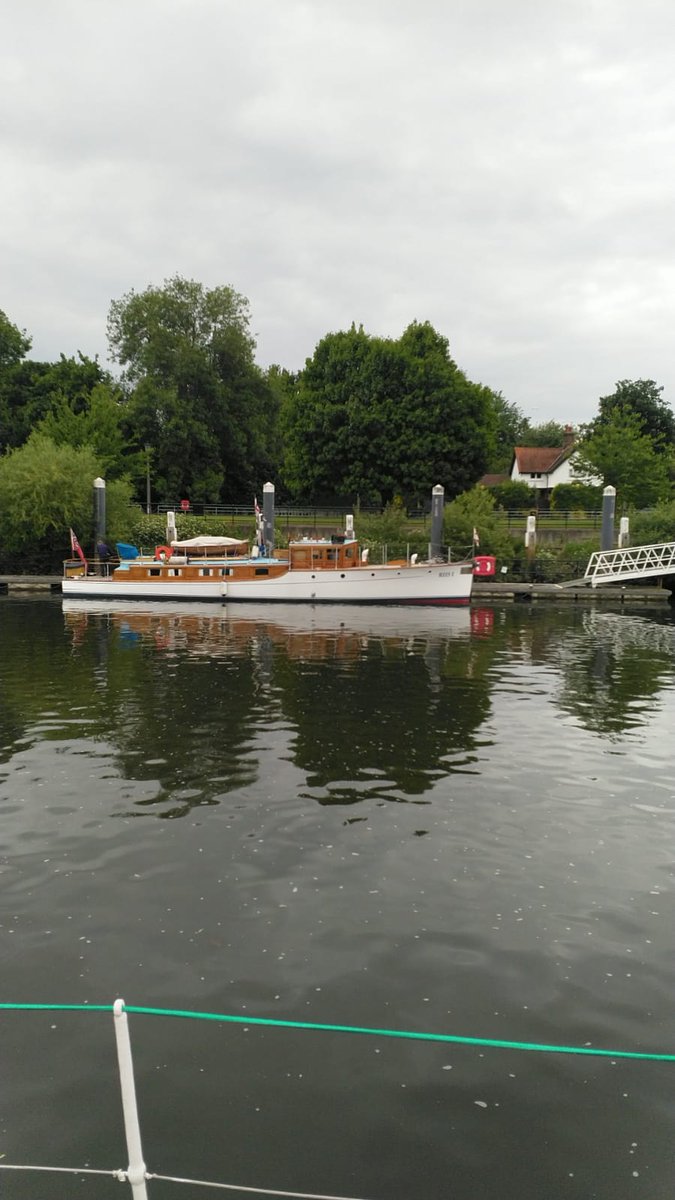 just seem from the decks of @Fedalmaii at #TeddingtonLock, White Marlin, Riis,  Lady Lou, Tom Tit, Aquabelle #ADLS #WoodenBoats