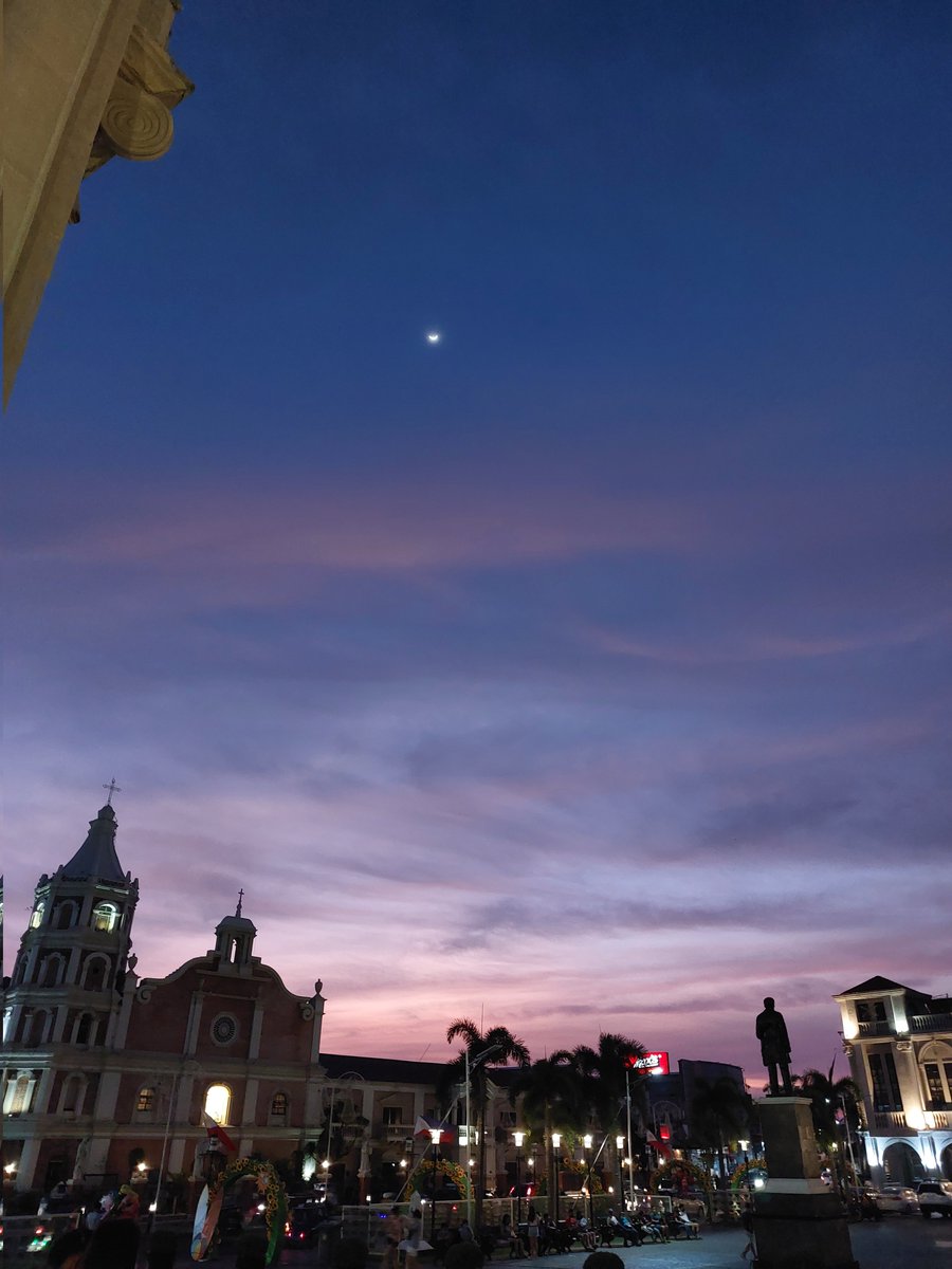 amused_0's tweet image. 