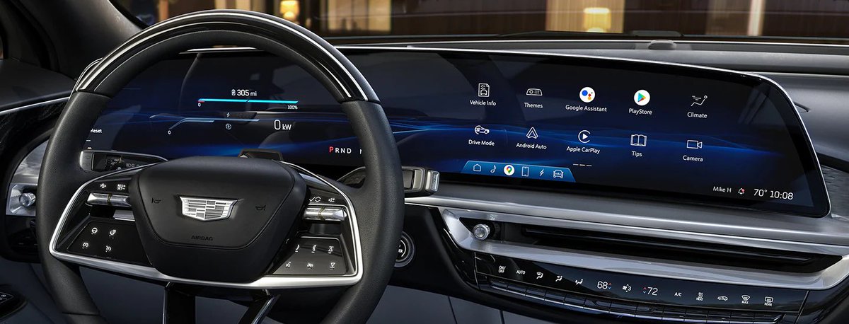 JoeyHong1's tweet photo. @_LexDaGreat_ @MKBHD Cadillac Lyriq https://t.co/wOpJSzP3ho