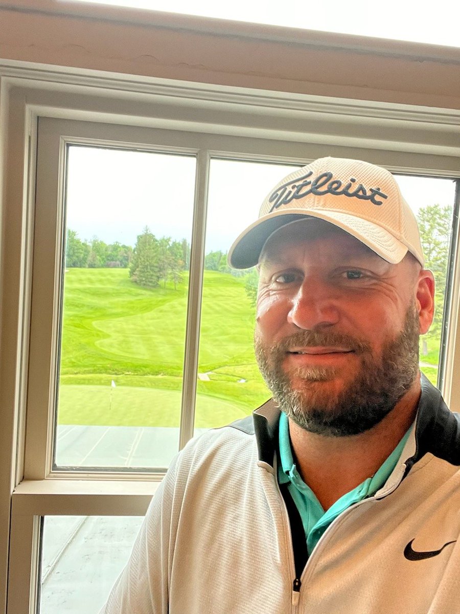Getting ready at the <a href="/RoyalOttawaGC/">The Royal Ottawa Golf Club</a>!! 
<a href="/EmmittSmith22/">Emmitt Smith</a>
<a href="/DAlfredsson11/">Daniel Alfredsson</a> &amp; I will be taking on #PatPerez ⛳️-- Ben.

<a href="/Fehertwit/">David Feherty</a>  
Fehertyofftour.com
