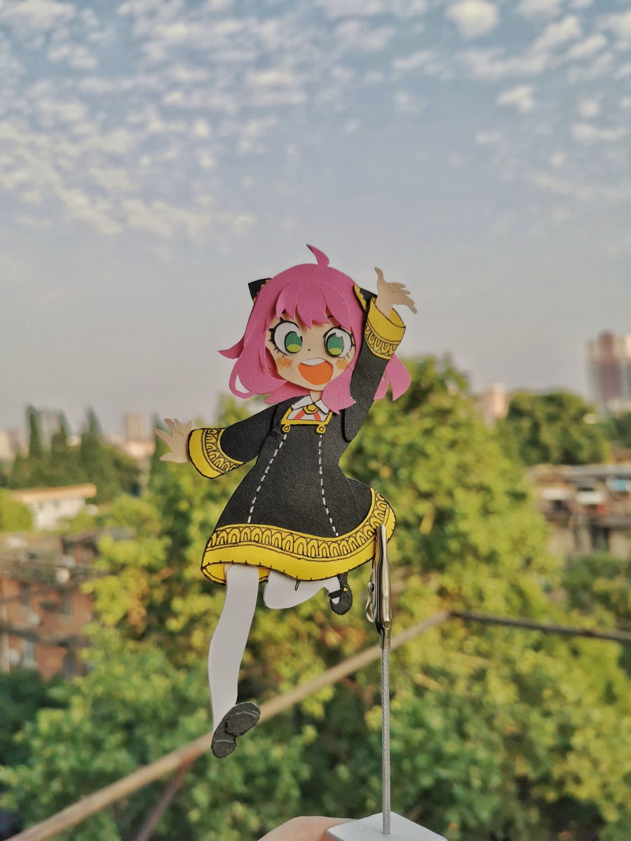 哇酷哇酷！阿尼亚纸雕拼贴~
#间谍过家家
#SPY_FAMILY
#阿尼亚
#Anya
#スパイファミリー
#SPYxFamily
#アーニャ