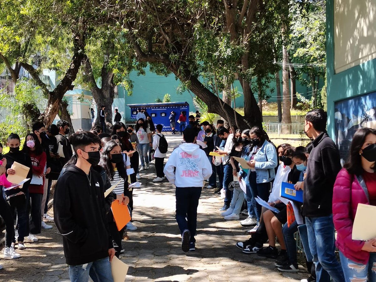 Inició aplicación de examen de admisión a jóvenes de nuevo ingreso. Hoy en #PFLC Generaciónr 2022-2025 #JAGUARES #Tijuana