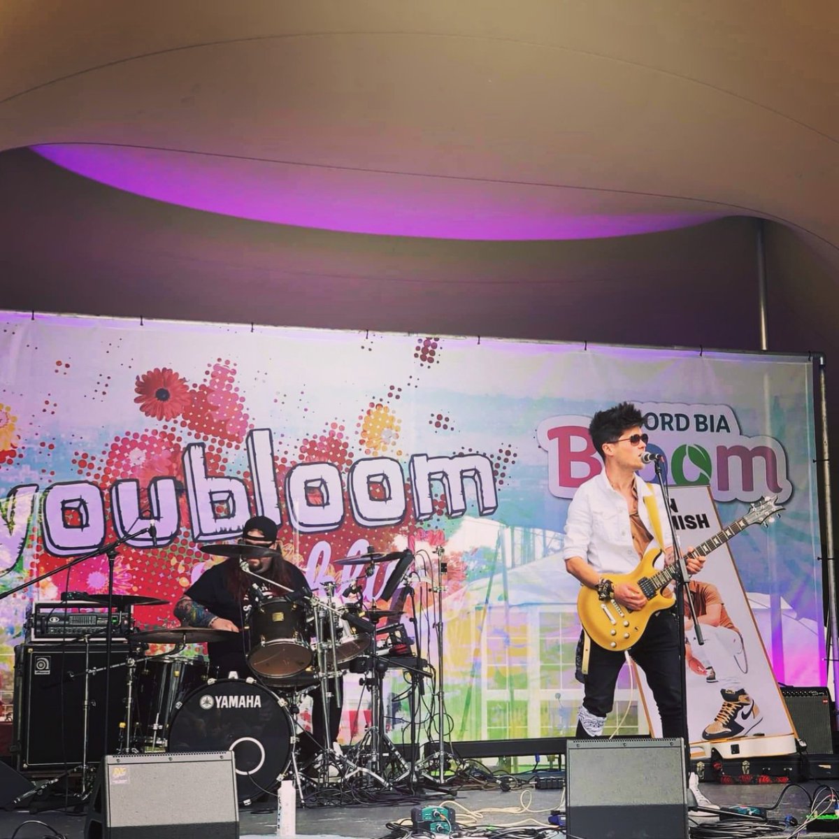 We had such a great time at @youbloom at @BordBiaBloom on Friday! 😁 Thanks a million to those who came to see us ❤ And shoutout to @HazeyLake for looking after us on the day! 📷: @Shannon_Rawrx
