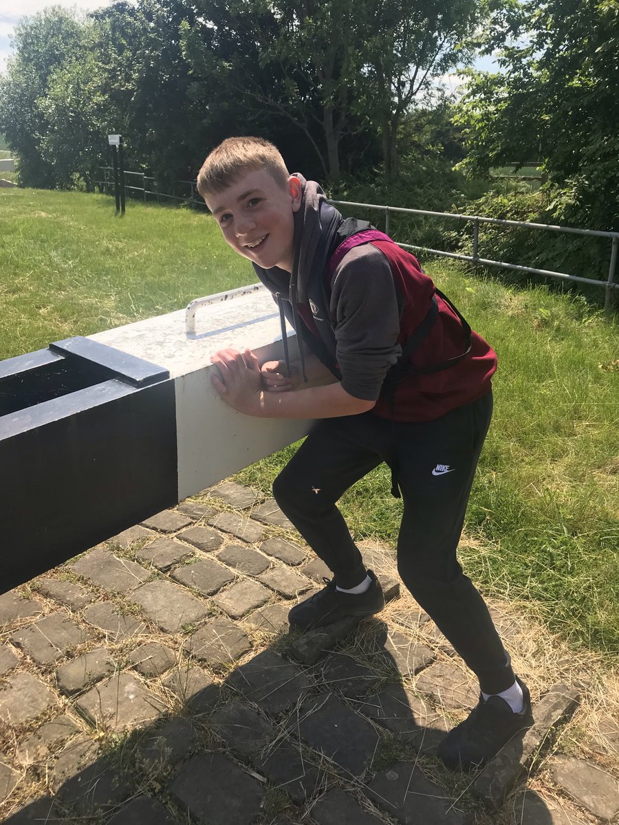 GauntlettESU's tweet photo. Our #JubileeWeekend Adventure was aboard the Jubilee Venture Narrowboat. https://t.co/wd8seguYyW
