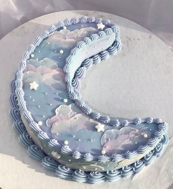 Dolce on Twitter "Crescent moon cakes by twiinkleycakes https//t.co