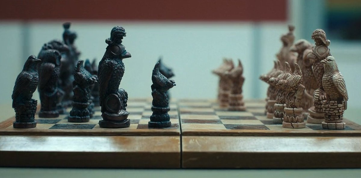 oocstrangerths's tweet photo. 001 &amp; 011 playing chess; #StrangerThings4 https://t.co/cwV239ugtZ