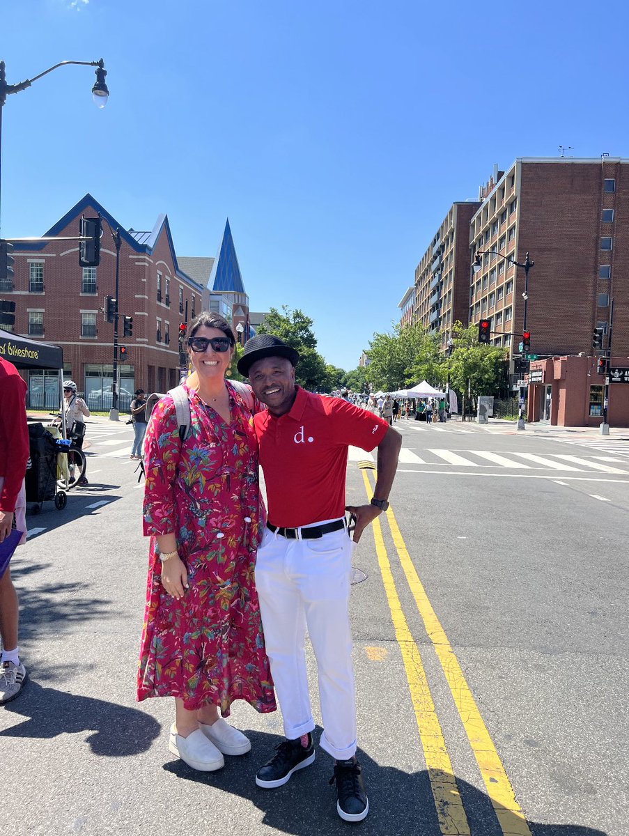 CMBrookePinto's tweet photo. This weekend, #TeamPinto had an excellent time at Open Streets on 7th street NW! It was a special day connecting with so many neighbors. Thank you @DDOTDC for coordinating a day of fitness, community, and fun! https://t.co/QHnsjgXXt5