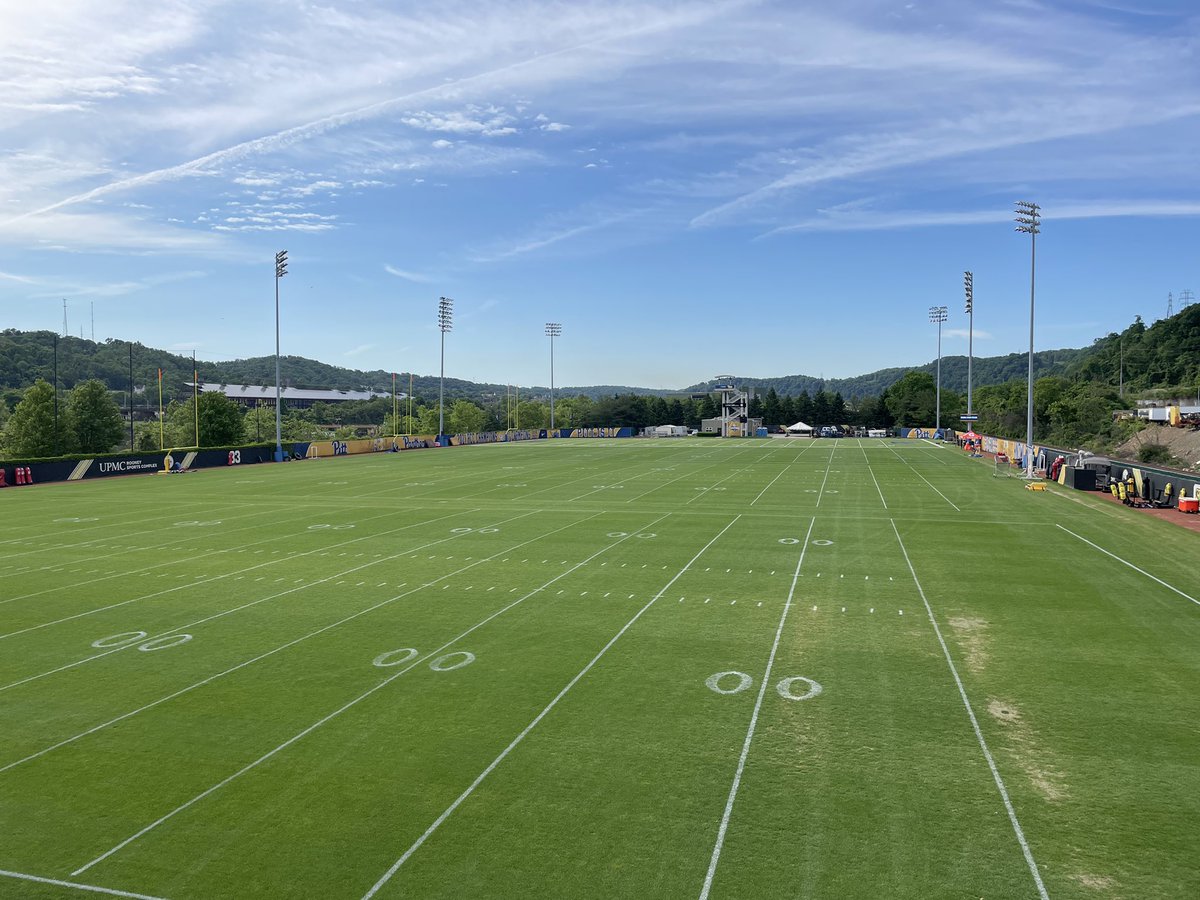 Had a great time at Pitt’s camp this weekend! Thanks for the hospitality, loved working with the coaches and staff. Can’t wait to see it again soon! <a href="/FrankCignetti/">Frank Cignetti Jr.</a> <a href="/Coach_JDiBiaso/">Jonathan DiBiaso</a> <a href="/CoachDuzzPittFB/">Pat Narduzzi</a> <a href="/BHSChieftainFB/">Bellefontaine Chieftain Football</a> #H2P