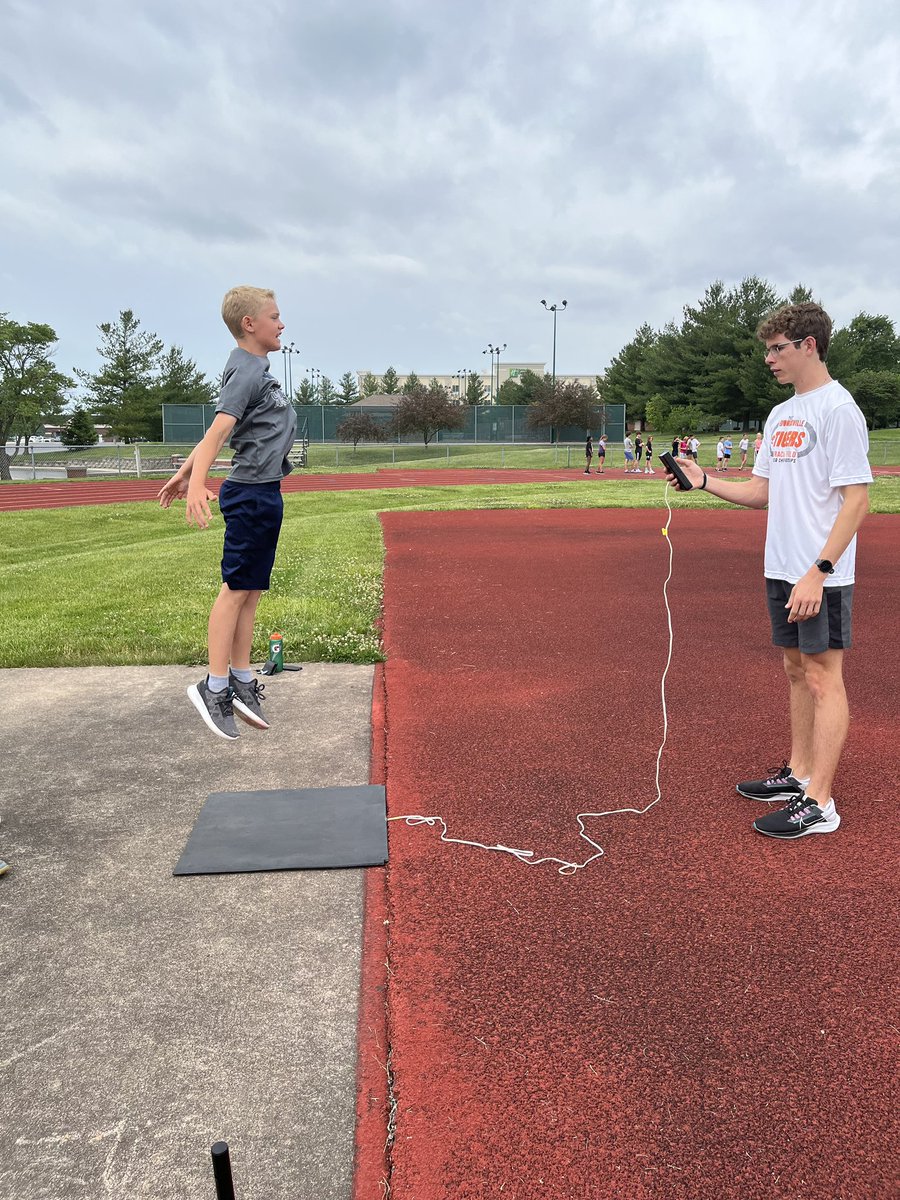 TrackEHS's tweet photo. Day 1 Tiger Speed Camp 👟🏃🏼‍♀️🏃🏾‍♀️🏃🏼🏃🏽in the books! Thanks to all our campers and volunteers! 

📈40 Yard Dash⏱ https://t.co/8YkfyREWfD https://t.co/Z9U2GCItnP