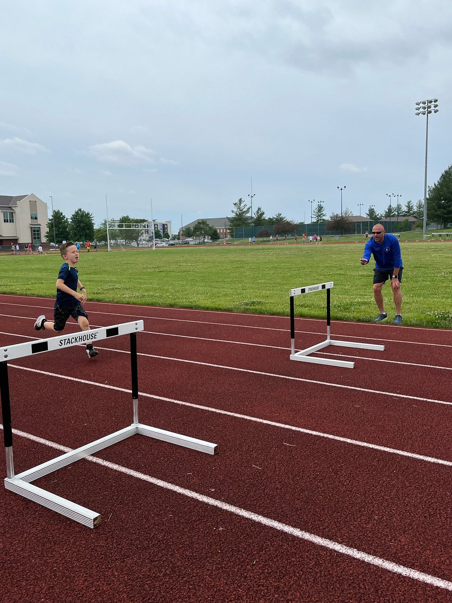 Day 1 Tiger Speed Camp 👟🏃🏼‍♀️🏃🏾‍♀️🏃🏼🏃🏽in the books! Thanks to all our campers and volunteers! 

📈40 Yard Dash⏱ docs.google.com/spreadsheets/d…