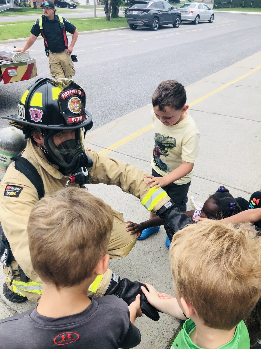 Miss E Adami - (she/her/elle) tweet media