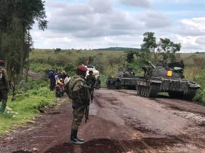 rwandaiskilling's tweet photo. Les obus de canon tirés par le M23 ce lundi matin dans le territoire de Rutshuru ont fait 2 morts et 5 blessés côté FARDC. Selon l'armée, qui confirme l'information, l'usage des canons à longue portée par le M23 témoigne le soutien dont il bénéficie de son allié naturel "#RWANDA" https://t.co/KYsZmwOfC9