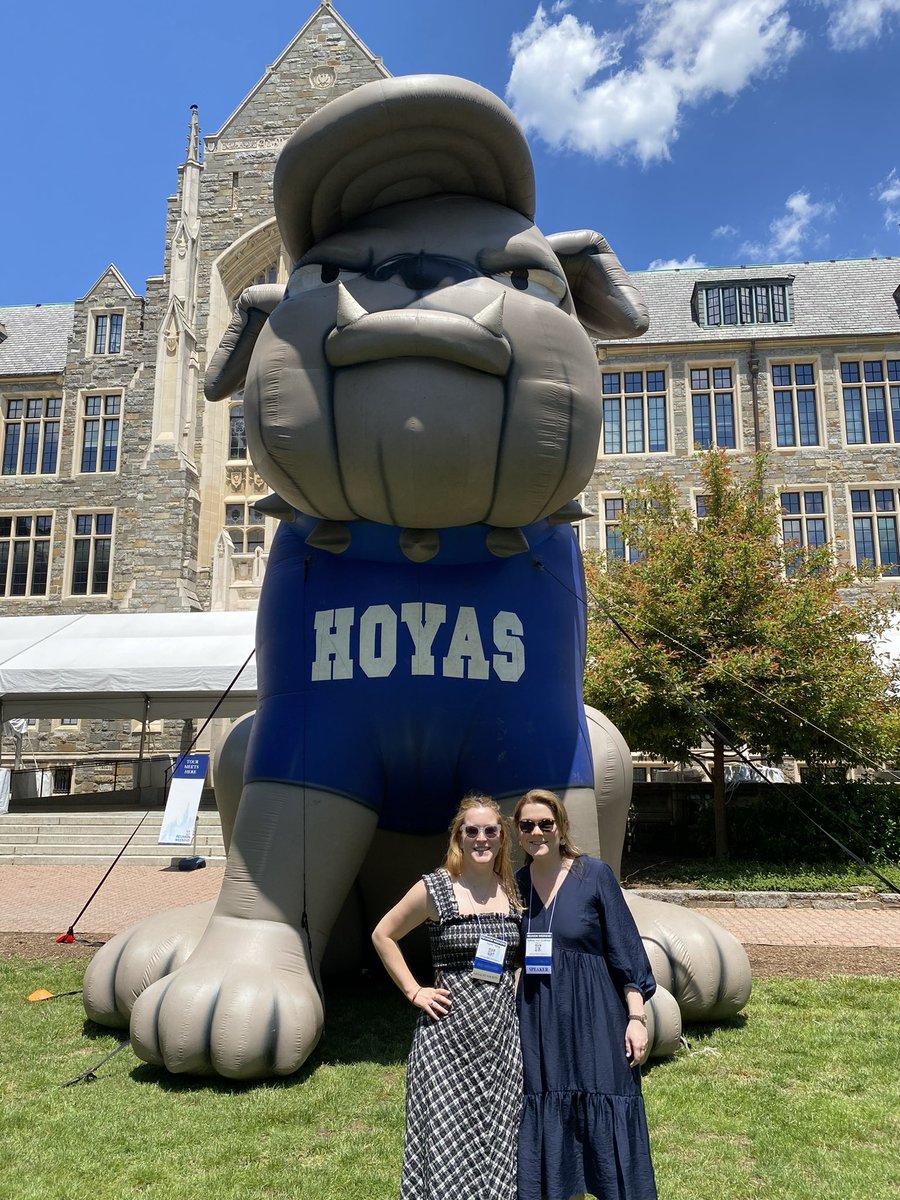 sjgottfried's tweet photo. Huge shoutout to everyone @Georgetown for putting on a fantastic #GUReunion weekend. It was wonderful connecting with Hoyas old and new. Special thanks to @gemahoyas for inviting me to discuss my time in late night on the “Hollywood Hoyas” panel. Until next time - Hoya Saxa! https://t.co/w3Lcx1pqTc