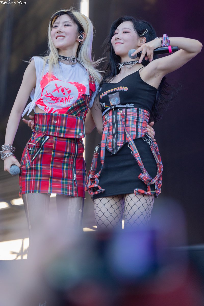 BesideYoo0107's tweet photo. 220604 Primavera Sound HQ

#유현 #Yoohyeon 
#한동 #Handong #韩东
#드림캐쳐 #Dreamcatcher
#PrimaveraSound #PrimaveraSound2022 #DreamcatcherAtPrimavera #DREAMCATCHERInSpain https://t.co/dHlwGnbxgl